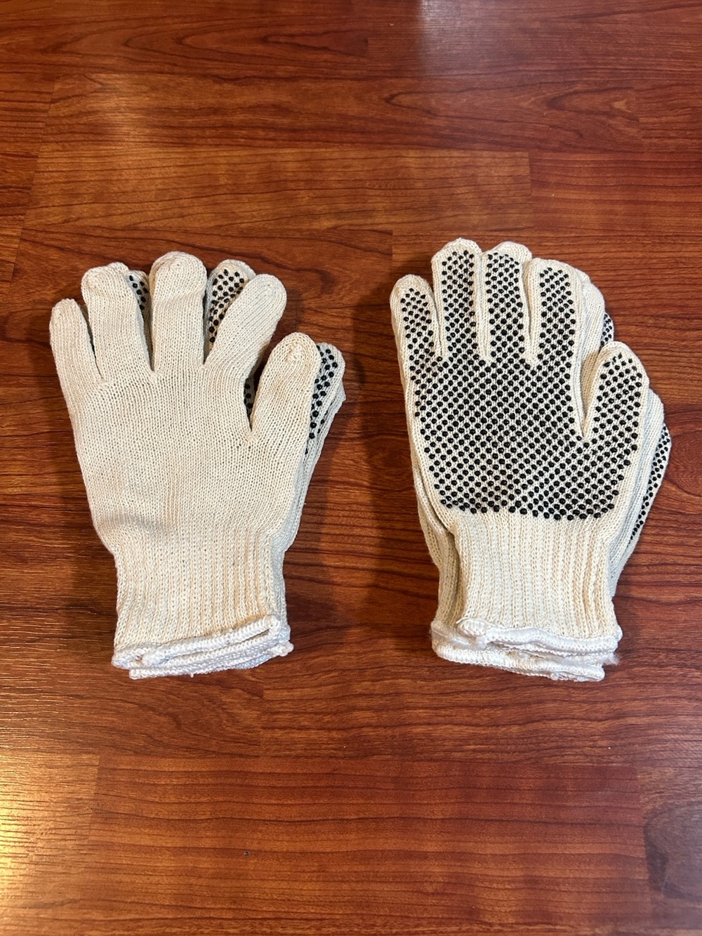 Bundle of 6 pairs Cloth Gloves